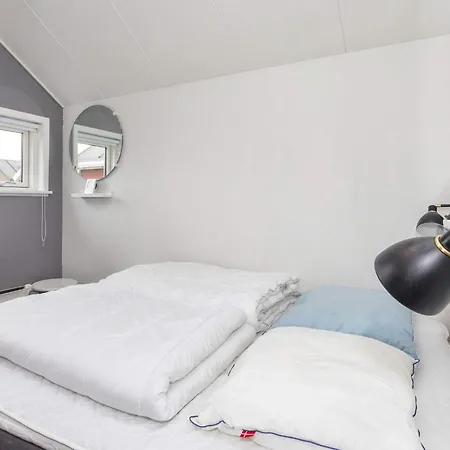 Two-bedroom In Hadsund 11 *